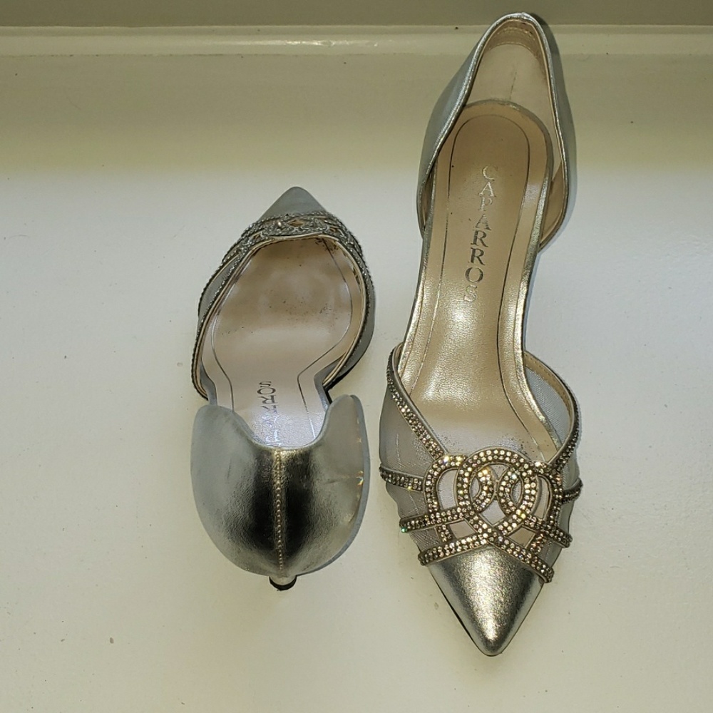 ELEGANT SILVER 2.5 Inch HEELS